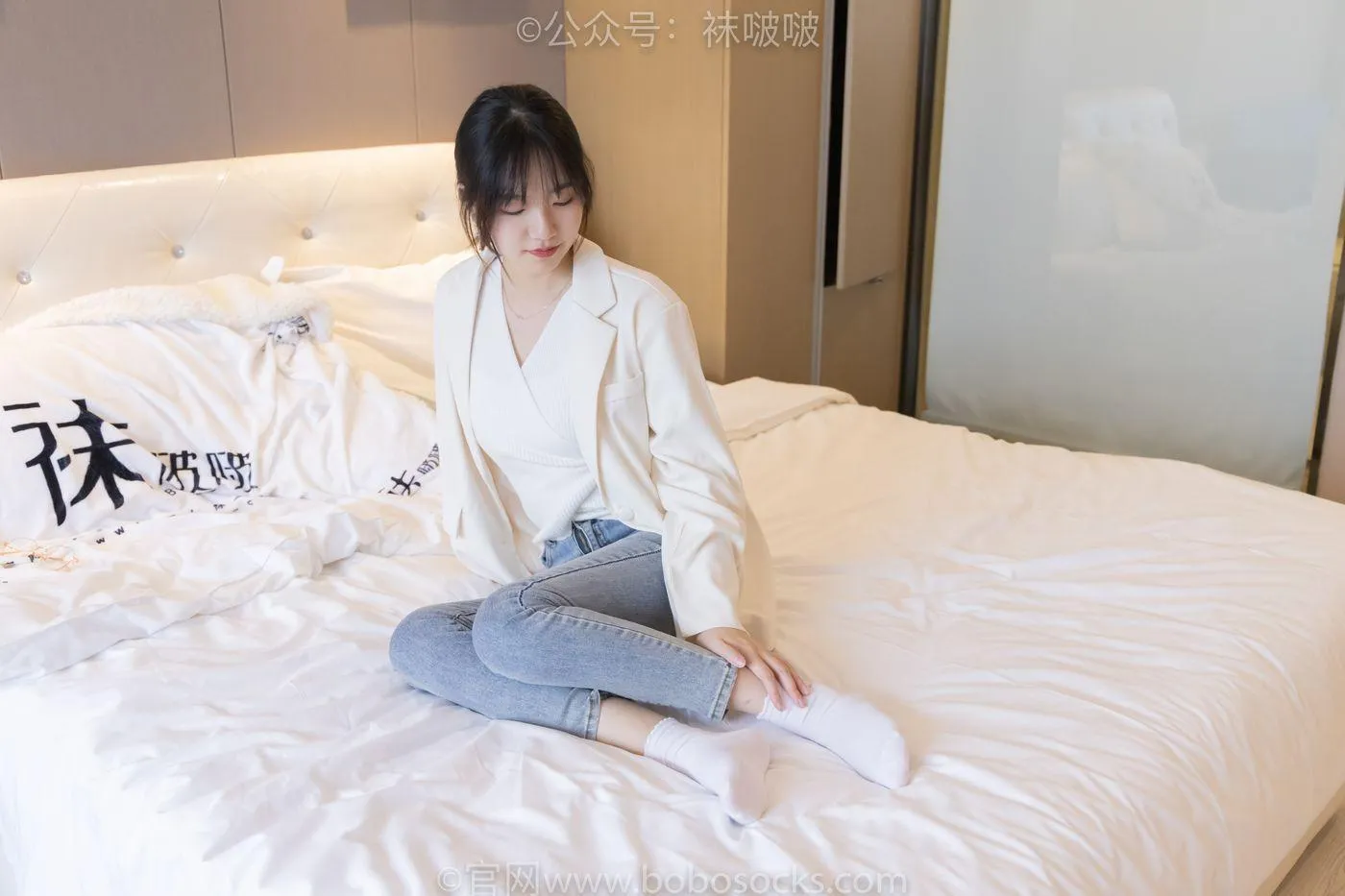 [BoBoSocks袜啵啵]NO.050 小甜豆-高跟长靴、白棉袜 [175P]插图3